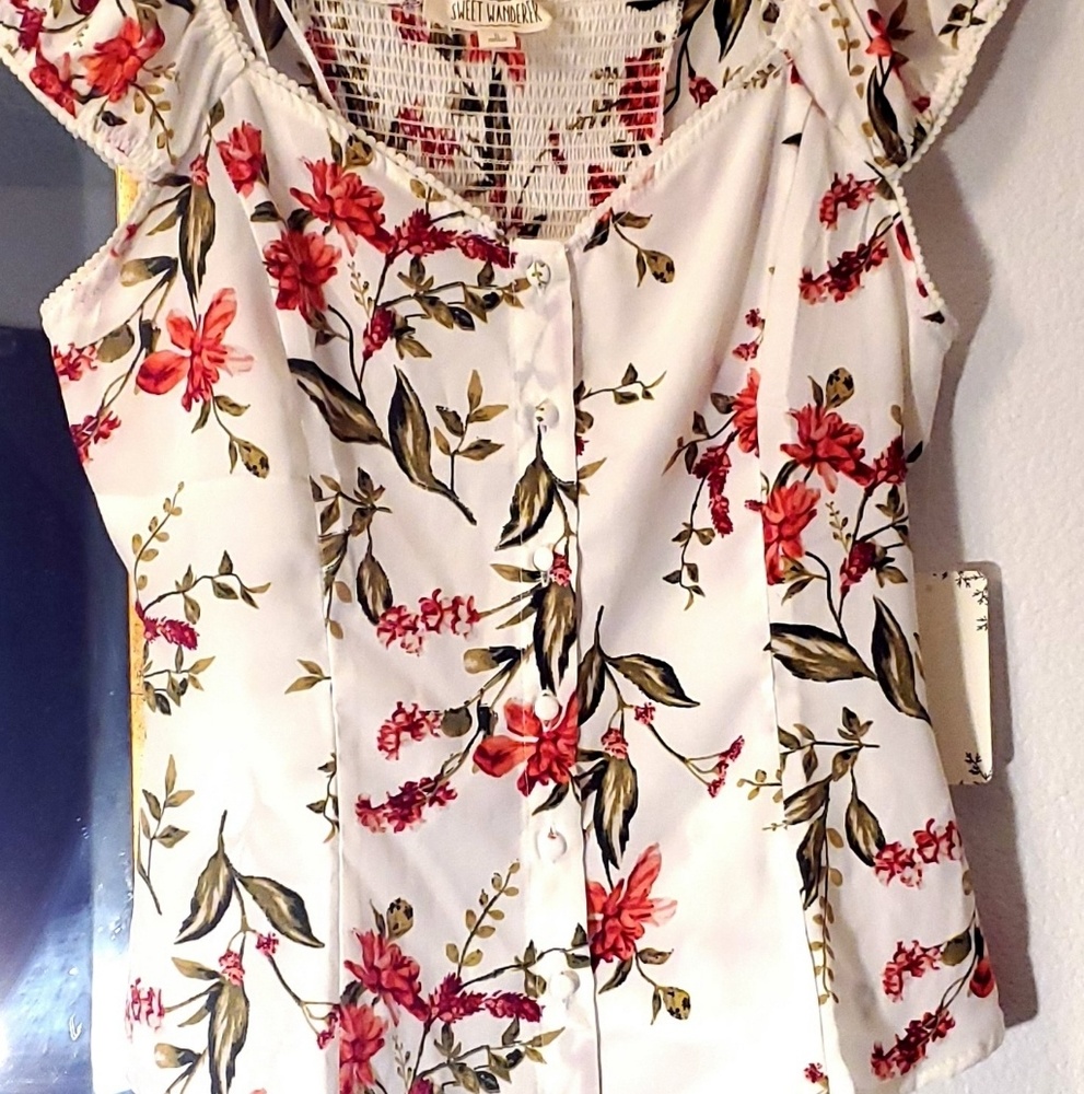 Summer top new with tags!